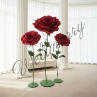 Ростовой цветок из бумаги "Роза красная"